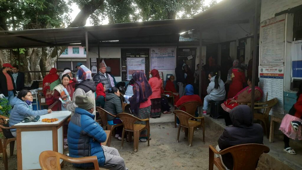 रत्नेचौरमा स्वास्थ्य शिविर